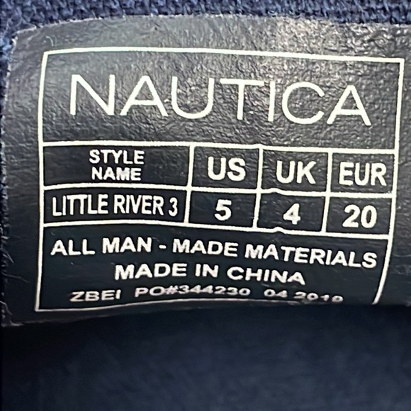 NAUTICA LITTLE RIVER BOAT SHOES - Picture 8 of 9